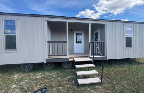 Quitman House | Hookin ain't easy on Lake Fork-Waterfront-BoatRamp