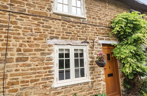 Hook Norton Cottage | HOOKY COTTAGE, character holiday cottage in Hook Norton