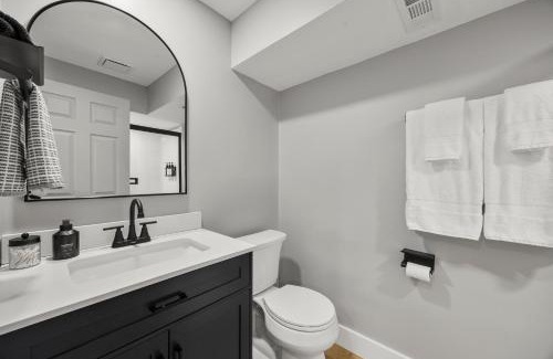 Bloomington House | Hoosier Hq Sleek 3-bed Near Iu