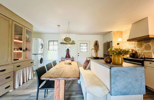 Port Matilda Cabin | HOOTING HAUS - HOT TUB - FIRE PIT - CABIN RETREAT