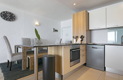 Bloubergstrand Apartment | Horizon Bay 902 Beachfront APT with full Inverter by HMH