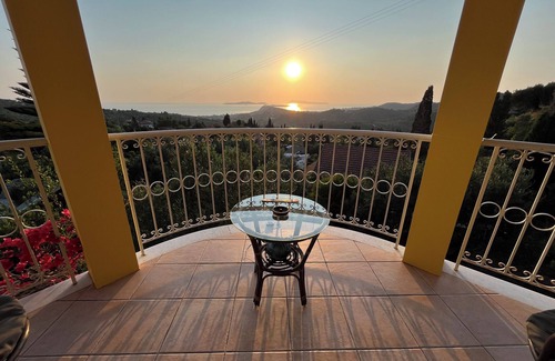 Kavvadades Villa | Horizon Breeze: hilltop villa, near Arillas with sea views Pool and garden