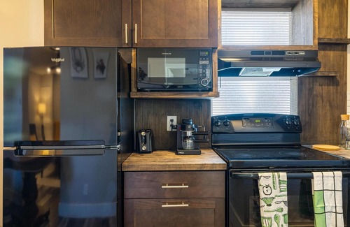 Harbordale Apartment | Horizon: Mins to Las Olas & Beach