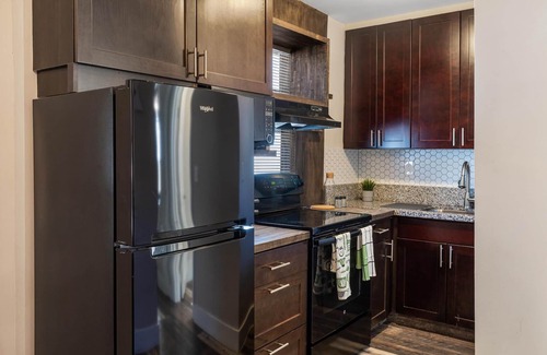 Harbordale Apartment | Horizon: Mins to Las Olas & Beach