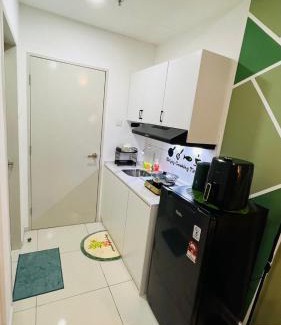 Sepang Apartment | Horizon Suites by LuxuryDreamEmerald Sepang, KLIA, Free wifi & netflix