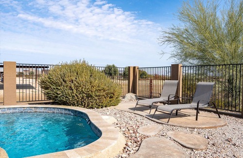 Valley Farms House | Horse property! Minutes to Horseshoe Park