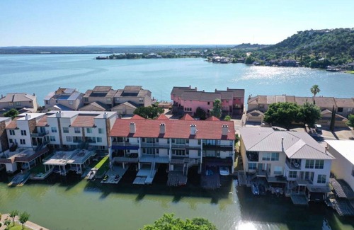 Horseshoe Bay House | Horseshoe Bay - Fun in the Sun