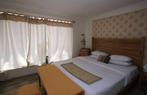 Leh Bed & Breakfast | Horzay stays - Single Room with Mountain View - 3
