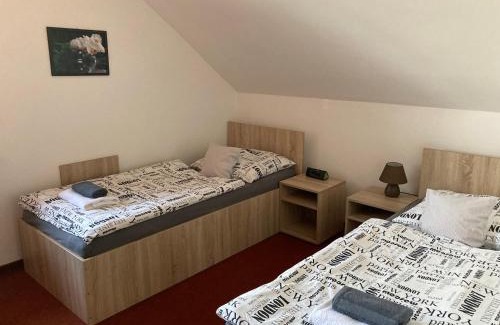 Karlovice House | Hospůdka U rybníčku