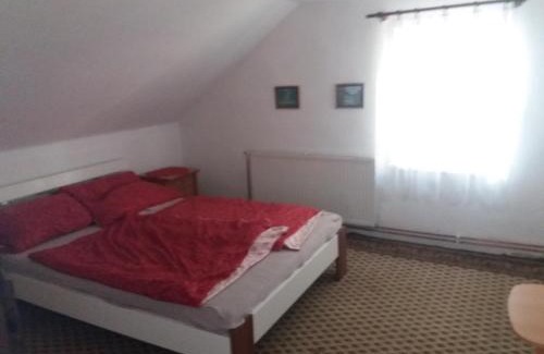 Usti nad Labem House | Hospůdka u zastávky Olšinky