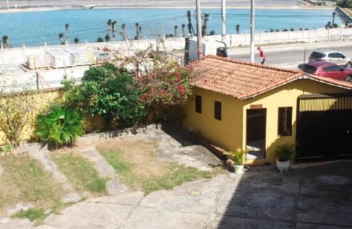 Sao Cristovao Apartment | Hospedagem Central - Suíte 101 - Cabo Frio - Aluguel Econômico