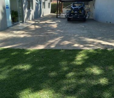 Capitolio House | Hospedagem Casa Branca Localizada em um bairro nobre de Capitólio, Escarpas do Lago