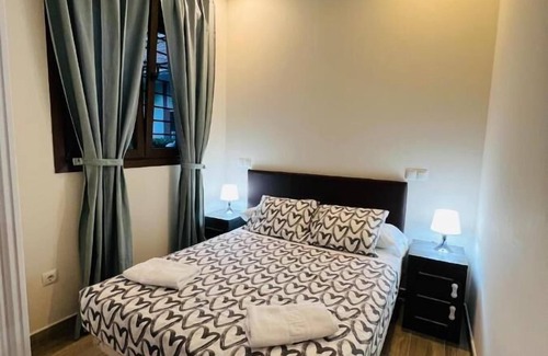 Torrejon de Ardoz House | HOSPEDAJE CORREDOR DE HENARES