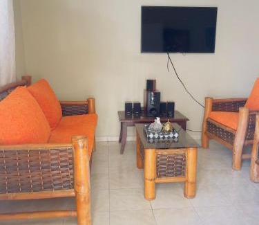 Pedernales House | Hospedaje Fdez Bta