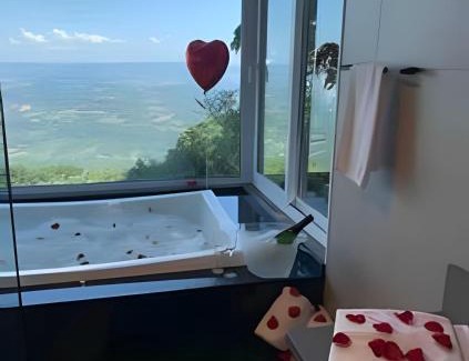 Igrejinha House | HOSPEDE-SE EM UM CONTAINER AO LADO DE GRAMADO - RS