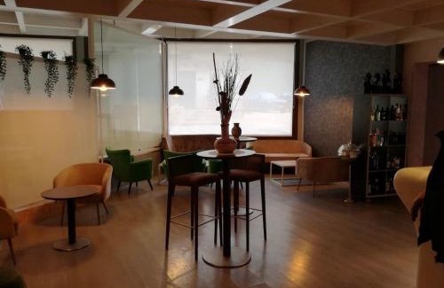 Tramacastilla Hotel | Hospederia El Batan