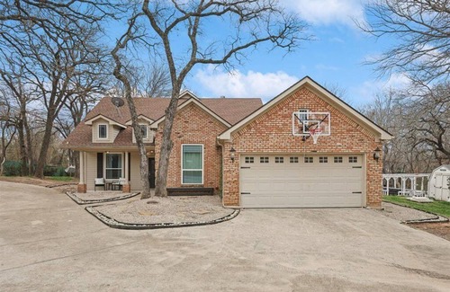 Azle House | ★Host Events! HEATED PrivatePool/Sauna/HotTub/Playground★
