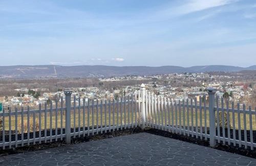 Wilkes-Barre Hotel | Host Inn an All Suites Hotel