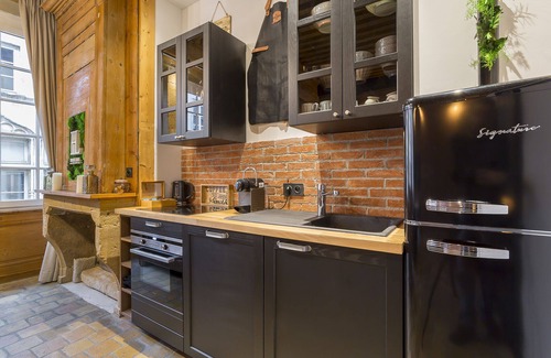 Old Lyon Apartment | HOST INN Heart Old Lyon & SPA