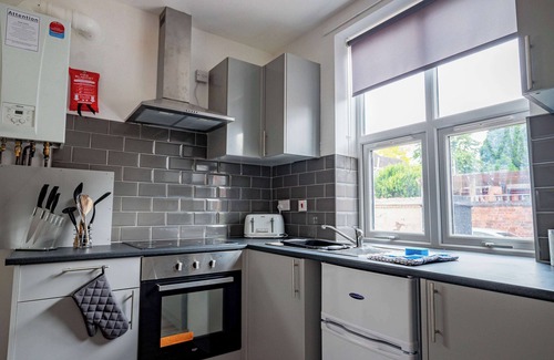 Worcester Apartment | Host & Stay | Bromyard Flat 2