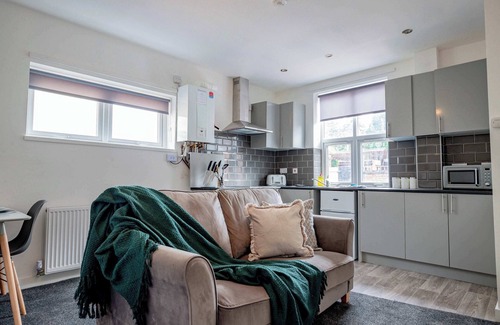 Worcester Apartment | Host & Stay | Bromyard Flat 2