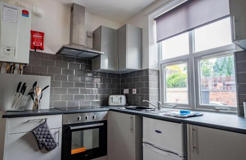 Worcester Apartment | Host & Stay - Bromyard Flat 2