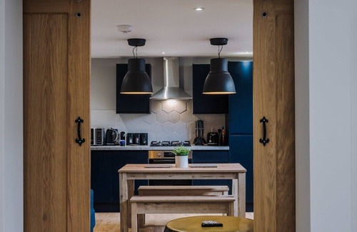 Georgian Quarter Apartment | Host & Stay | The Georgian Coach House 2