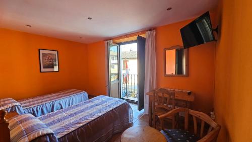 Carrion de los Condes House | HOSTAL ALBE