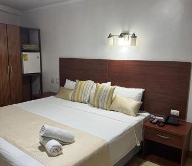 Guayaquil Hotel | Hostal Bicentenario