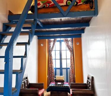 Latacunga House | Hostal Café Tiana