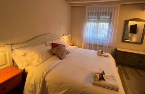 La Pobla de Lillet House | Hostal Cal Pericas