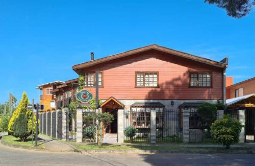 Temuco House | Hostal Collins House