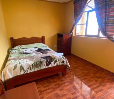 Otavalo House | Hostal Curiñan