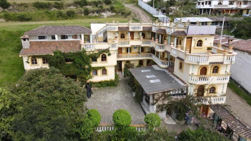 Otavalo House | Hostal Curiñan