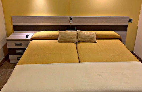 Avila Hostel | Hostal Doña Juana