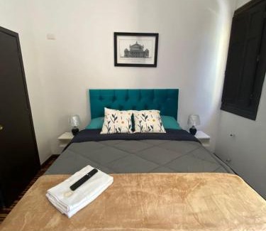 Downtown Santiago Hotel | Hostal El Raco