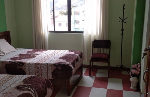 Copacabana Hostel | HOSTAL ETERNA PRIMAVERA