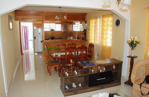 Cienfuegos House | Hostal Guerrillera