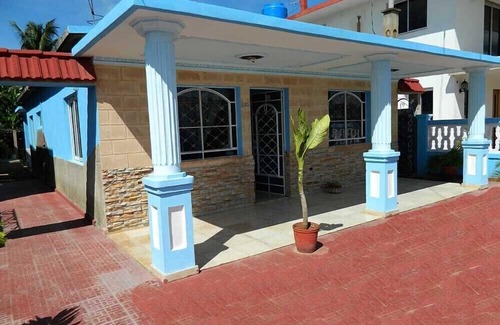 Municipality of Cienaga de Zapata House | Hostal Mar Azul