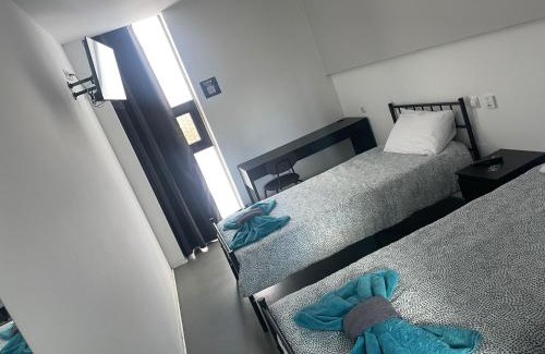 Arroyo de la Encomienda House | Hostal NANA B&B