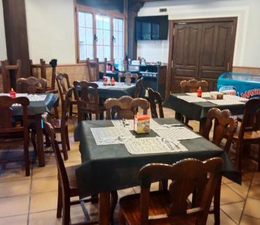 Abades House | Hostal Restaurante Bar Conrad