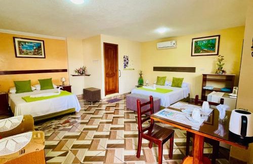 Puerto Baquerizo Moreno House | Hostal Romy