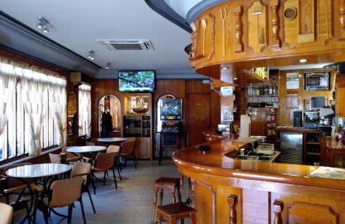 Cantalejo House | Hostal ROMI