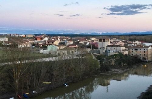 San Miguel de Bernuy House | Hostal RR