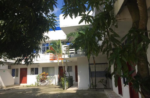 Pedernales House | Hostal Sarai
