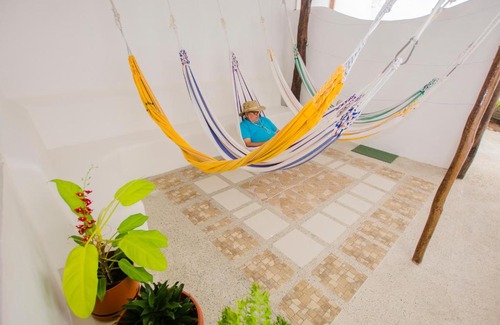 Bahia de la Academia Hotel | Hostal Sueños Silvestres
