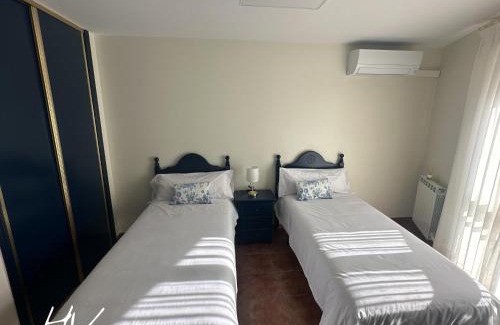 Valderas Hotel | Hostal Valderas