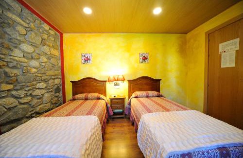 Esterri D'Aneu House | Hostal Vall D'Aneu by Arcas & Sambola
