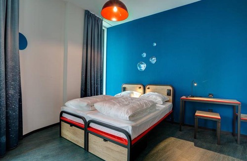 Frankendael Hostel | Hostel ∙ 8 guests