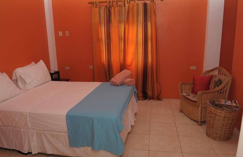 Buccoo Hostel | Hostel ∙ 8 guests